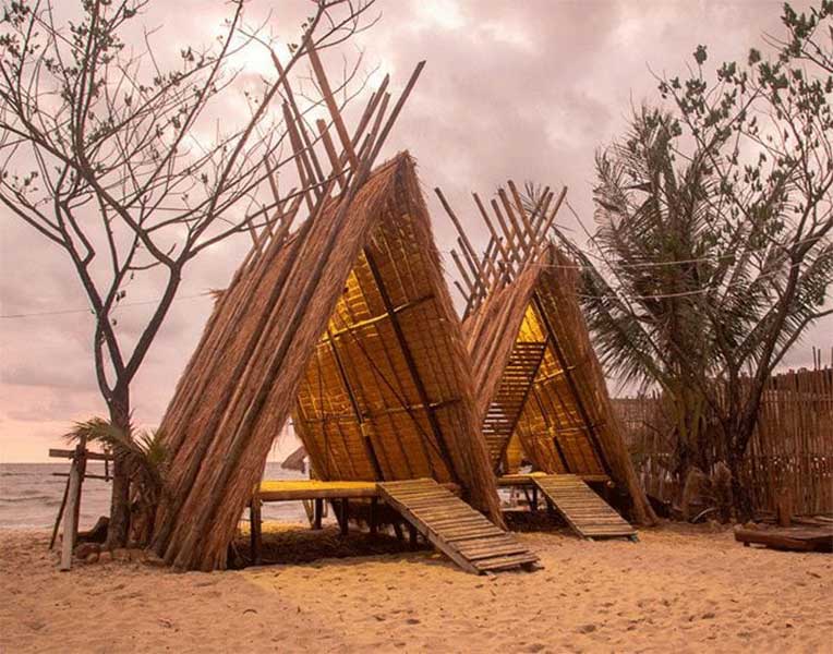 HUT